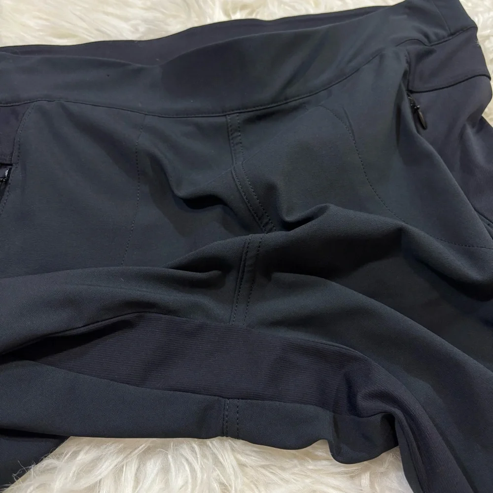 Kuhl the Weekndr Pants Womens size Medium Hiking Water Resistant Pants - Picture 4 of 11